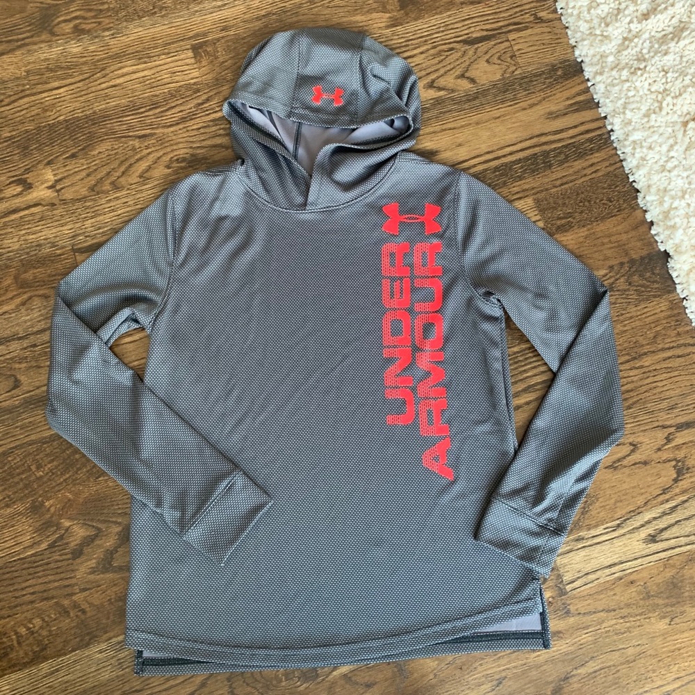 Under Armour boy’s lightweight long sleeve hoodie